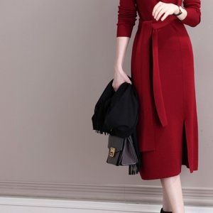 C008 Women Knitted Cotton Long Sleeve Round neck Maxi Dress with Belt Very Soft